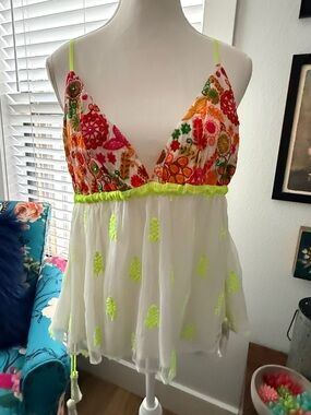 Tessora NWT Boho Embroidered Gypsy Babydoll Cami Top